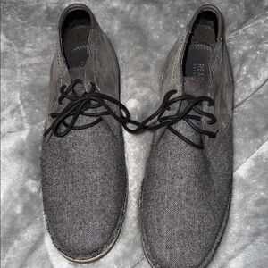 Kenneth Cole Two-Tone Gray Chukka Boots